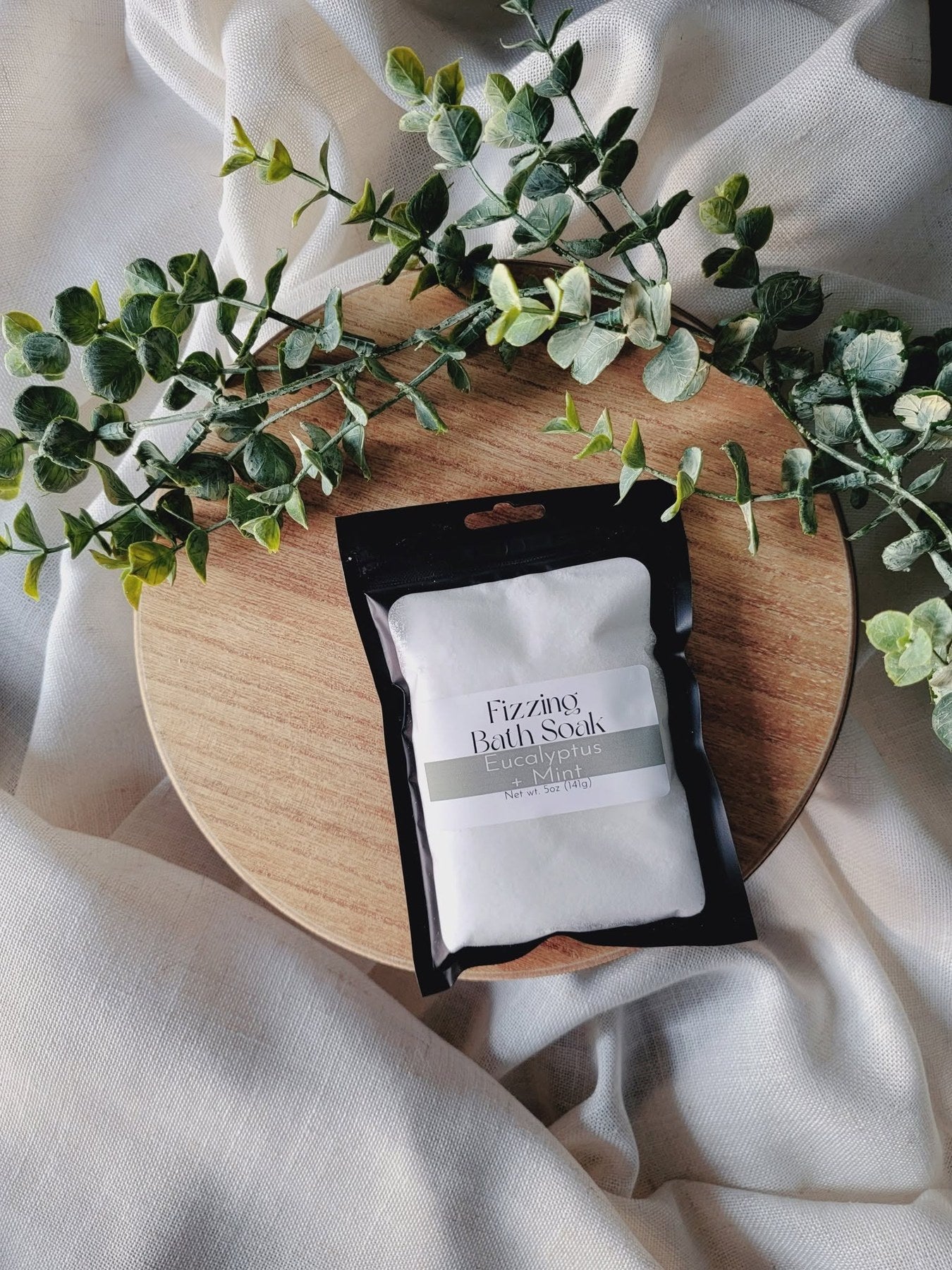 Briarwood eucalyptus and mint bath soak product example